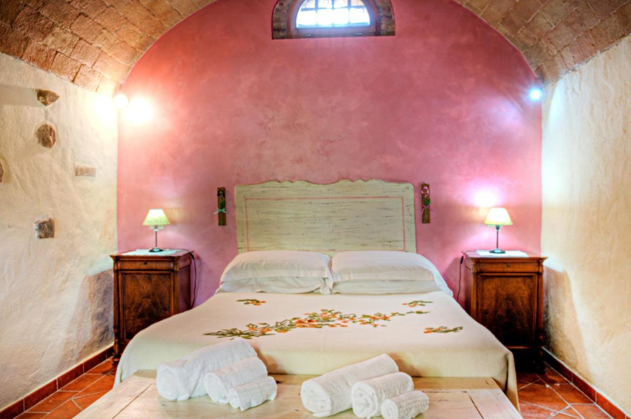 Апартаменты Molino Delle Fate Сиена Экстерьер фото