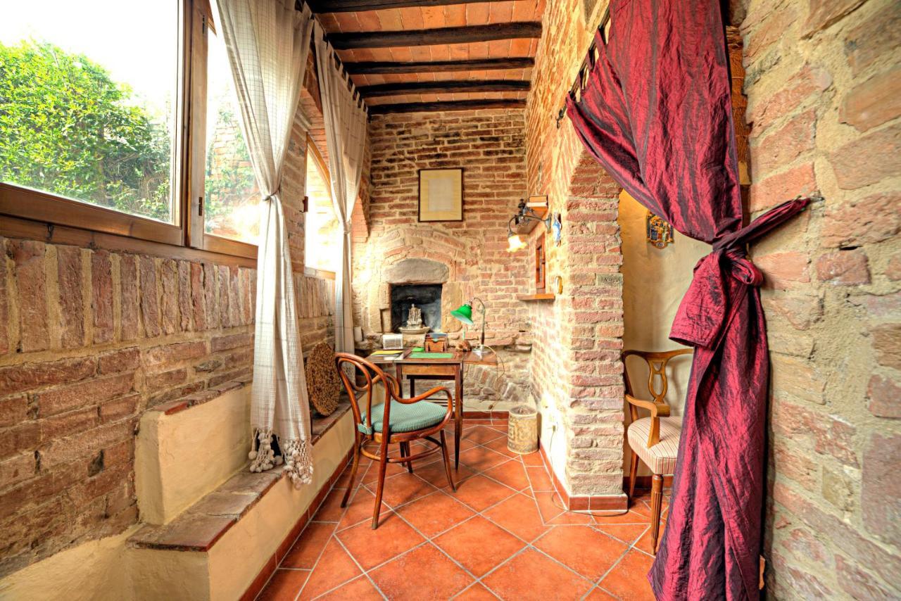 Апартаменты Molino Delle Fate Сиена Экстерьер фото